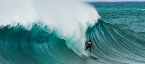 Billabong Pipe Masters 2012, Pipeline, Hawaii. FotoSurf: ASP / Divulgação . Confira fotos em tamanho Menor + –  –    Com um drop incrível em uma onda de mais de 3 metros […]