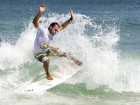 Surfista de Cabo Frio é o único com três vitórias conquistadas no Arpoador e Shaun Tomson estabelece novos recordes para o evento na sexta-feira O cabo-friense Victor Ribas praticamente confirmou...