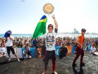 Filipe Toledo festeja no US Open Camarão perde, mas O paulista Thiago Camarão buscou a vitória até o fim, arriscou os aéreos, tentou de tudo, mas não conseguiu derrotar o australiano Yadin Nicol (foto) na repescagem...