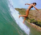 &nbsp; Brasileira de apenas dezesseis anos entrará para a História no grande Rio Quintang, na China A jovem longboader brasileira, Chloé Calmon, de apenas 16 anos, continua fazendo história. Conhecida...