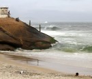 Depois de três chamadas neste sábado de sol no Rio de Janeiro, os homens finalmente entraram no mar no início da tarde e o Quiksilver apresenta Arnette ASP World Junior...