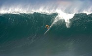 Eddie Aikau – Confira a lista de convidados deste ano Foi anunciado os 28 convidados e 24 suplentes para o Quiksilver em Memória de Eddie Aikau deste ano em. Confira o vídeo Oficial do Quiksilver in Memory of Eddie Aikau 2011/2012...