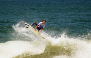 O título do Desafio Aéreo de Surfe ficou para o paulista Gustavo Araújo Gustavo Araújo vence Desafio Aéreo de Surfe em Maresias
