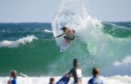 Adriano de Souza é a única esperança de título do Brasil no primeiro desafio do ASP World Tour 2012 na Austrália O paulista Adriano de Souza é a única esperança de título do Brasil no primeiro desafio do ASP World Tour 2012 na Austrália. Ele conquistou a primeira vaga nas quartas...