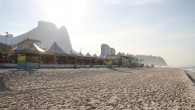 Sexta-feira de folga para o Billabong Rio Pro Sexta-feira de folga geral para o Billabong Rio Pro Como já era previsto, a sexta-feira amanheceu sem ondas no litoral carioca para a continuação do Billabong Rio Pro no Rio...