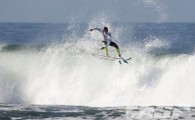 O brasileiro Gabriel Medina realizou um mega aéreo em seu free surf no Rip Curl Pro em Supertubos Peniche, Portugal.