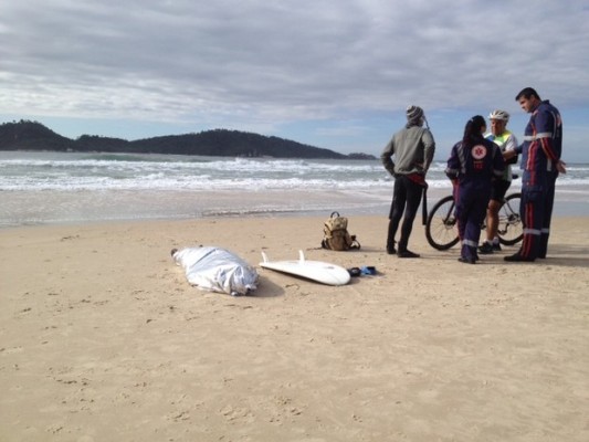 O gaúcho Jorge Vivan morreu afogado no começo da manhã desta quarta-feira enquanto surfava na praia do Campeche, Florianópolis (SC