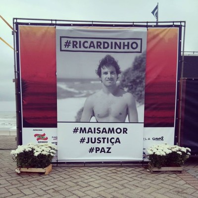 surfista Ricardo dos Santos será homenageado na Prainha