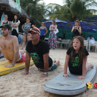 Clínica de surf Guaraná Black na Praia do Cerrado, Resort Rio Quente.